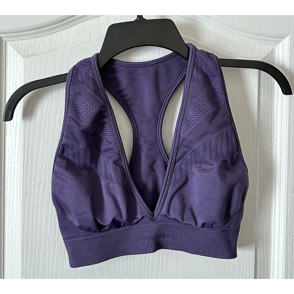 Prozis Fitness Workout Athletic Racer Back Sports Bra Bold Purple Size M Medium